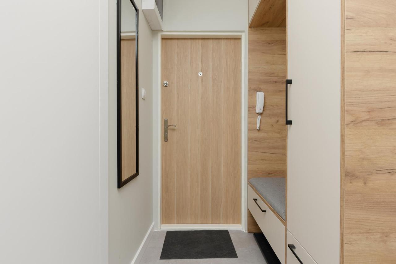 Aleja Jana Pawla II Studio Warsaw By Noclegi Renters Exterior foto